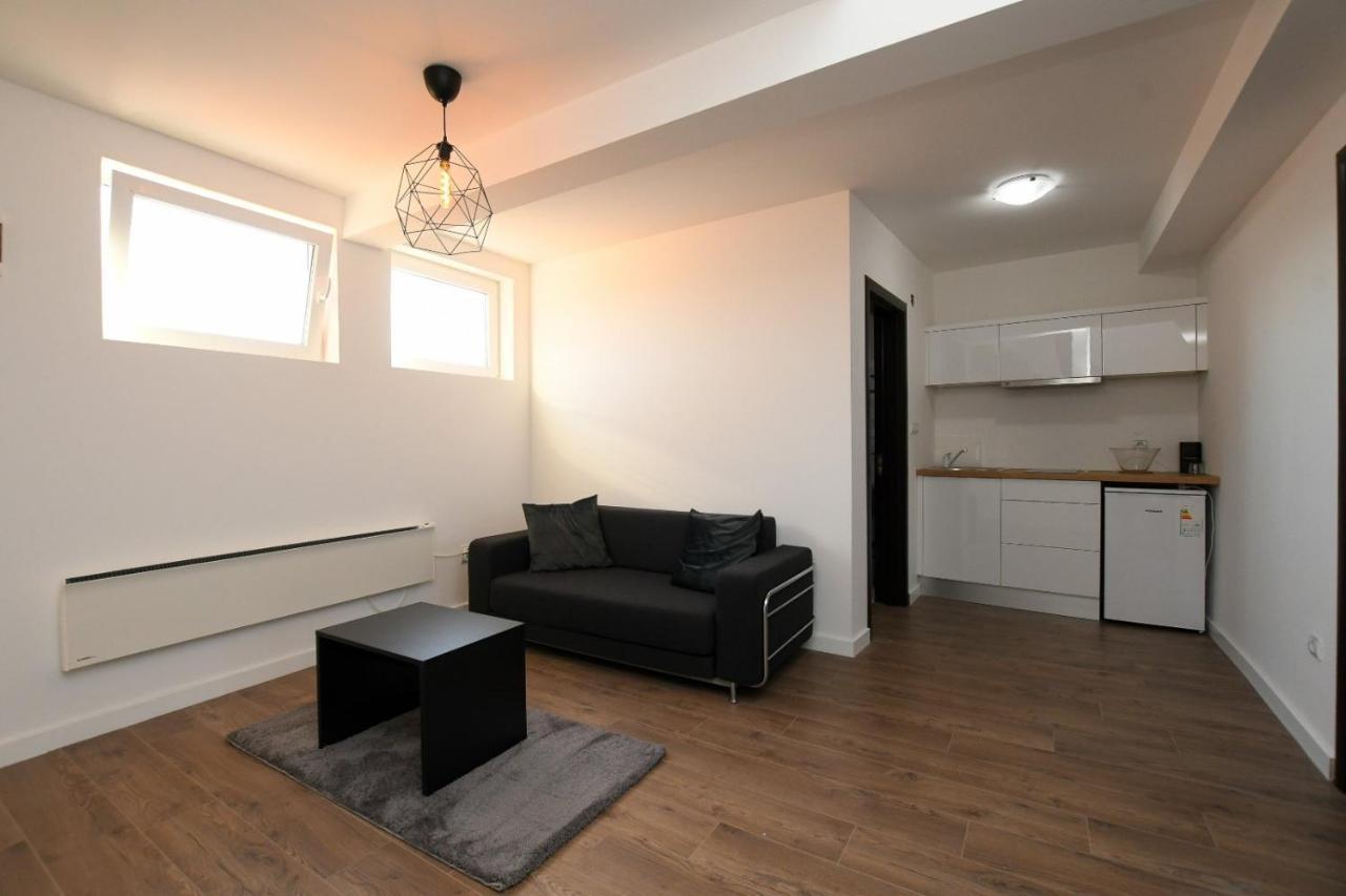 Central Apartments Kladovo Luaran gambar